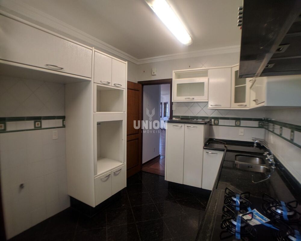 Casa, 4 quartos, 450 m² - Foto 3