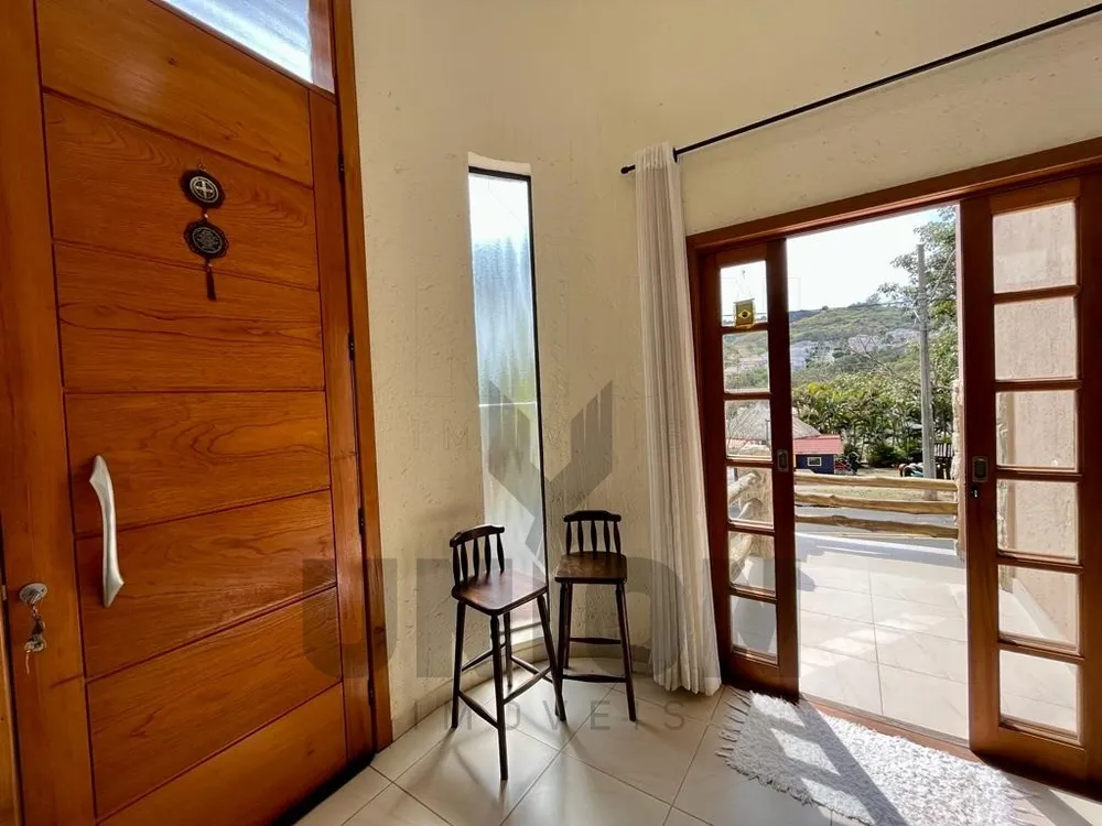Casa, 4 quartos, 205 m² - Foto 3