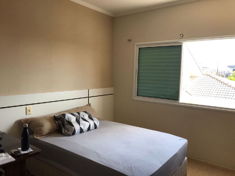 Casa, 4 quartos, 630 m² - Foto 1