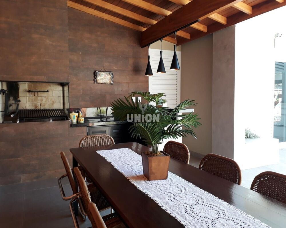 Casa, 3 quartos, 257 m² - Foto 13