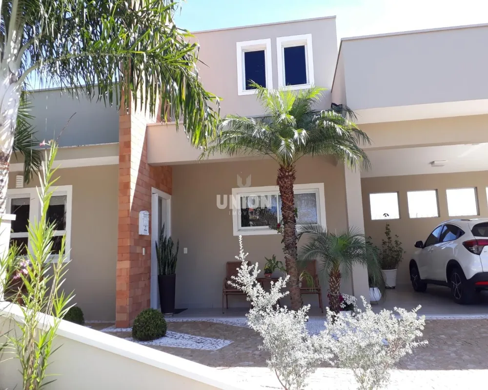 Casa, 3 quartos, 257 m² - Foto 1