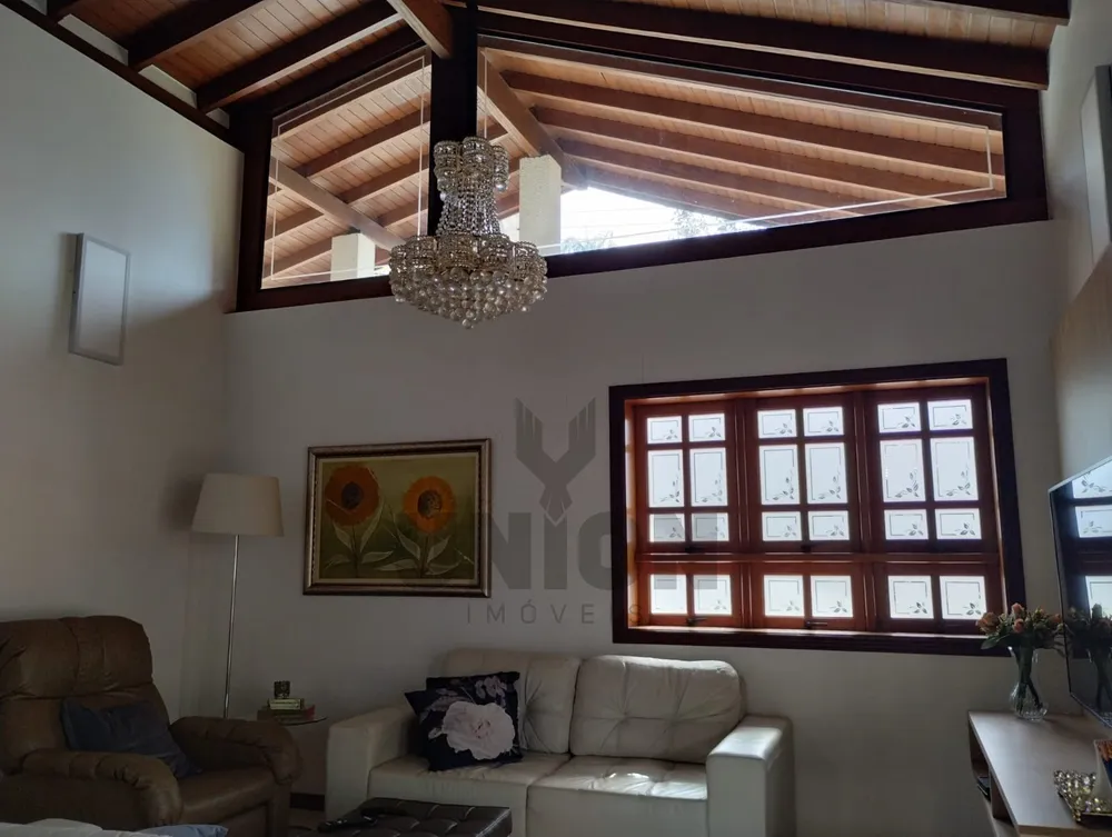 Casa, 3 quartos, 197 m² - Foto 2