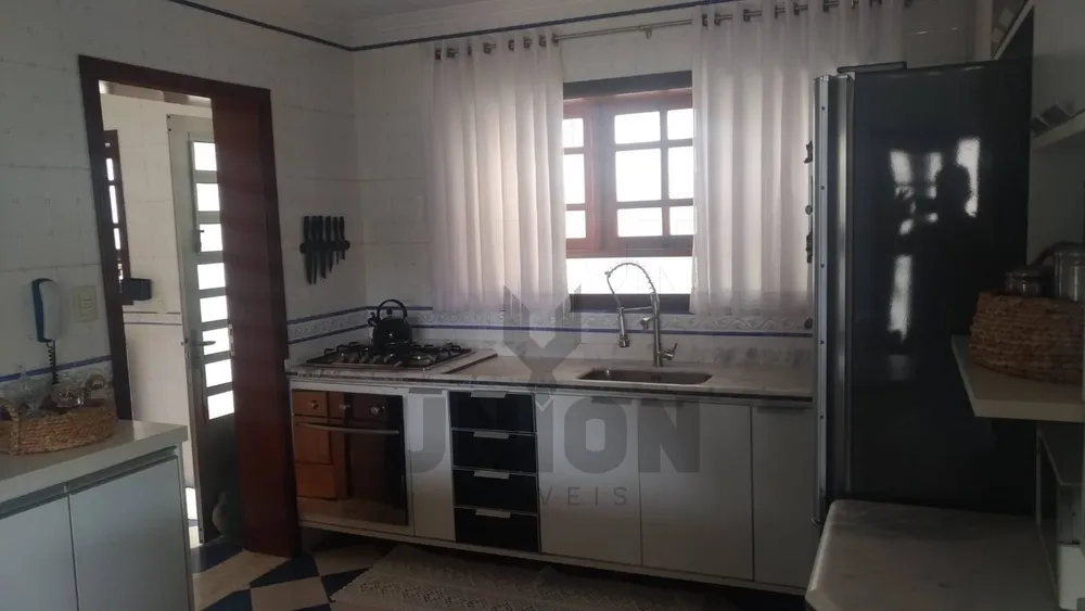 Casa, 3 quartos, 197 m² - Foto 6