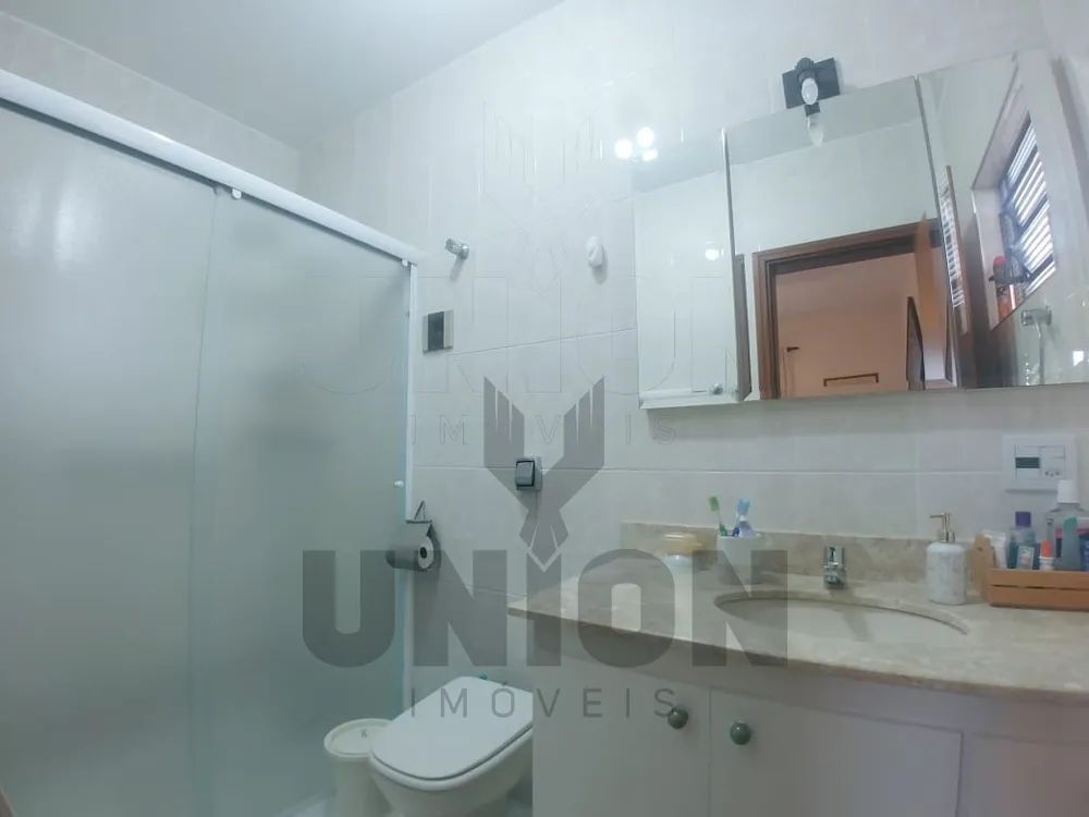 Casa, 3 quartos, 226 m² - Foto 15