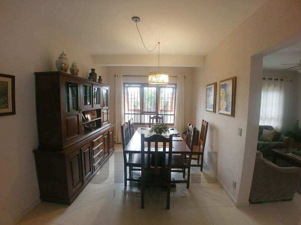 Casa, 3 quartos, 226 m² - Foto 4