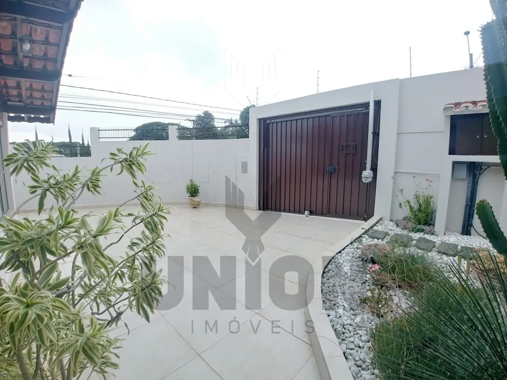 Casa, 3 quartos, 226 m² - Foto 2