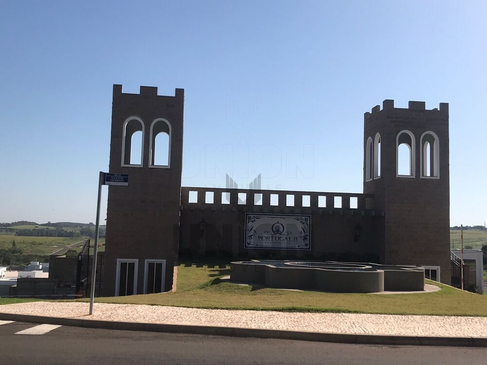 Terreno à venda, 351m² - Foto 1