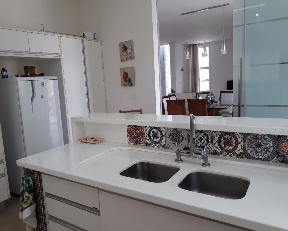 Casa à venda com 4 quartos, 590m² - Foto 6