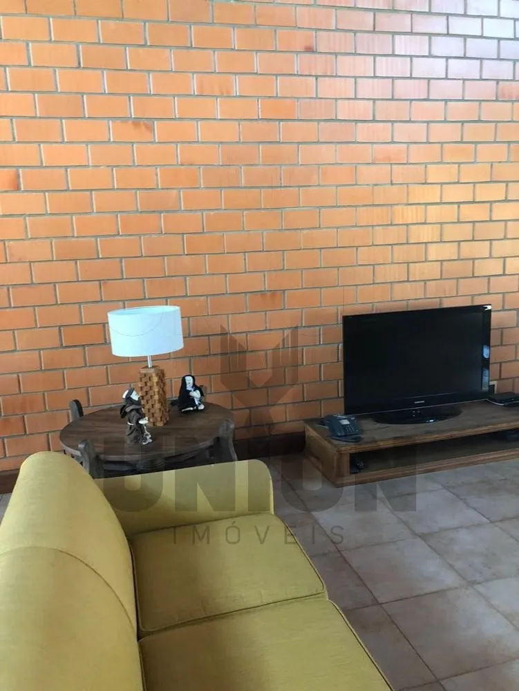 Casa, 3 quartos, 250 m² - Foto 8