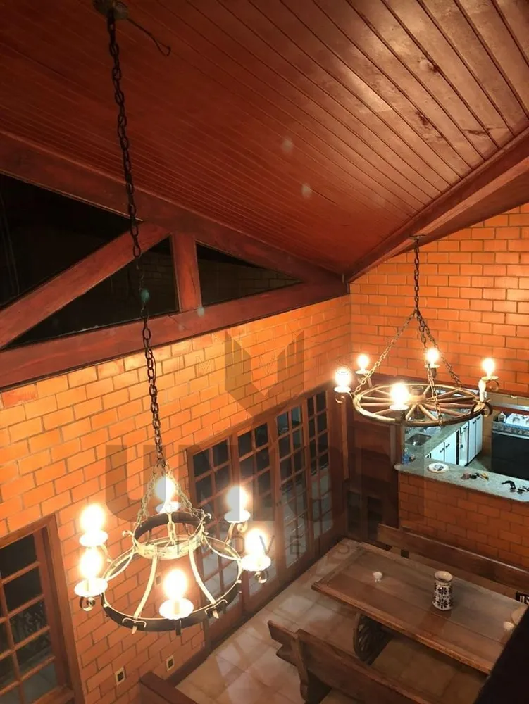 Casa, 3 quartos, 250 m² - Foto 8