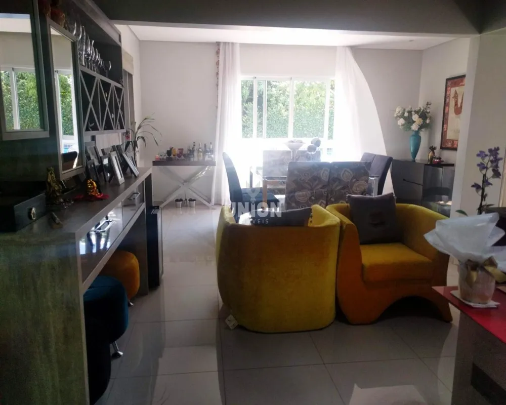 Casa, 3 quartos, 440 m² - Foto 1