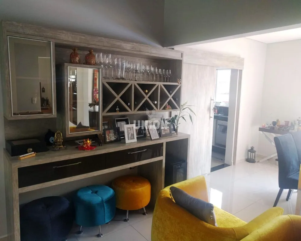 Casa, 3 quartos, 440 m² - Foto 2