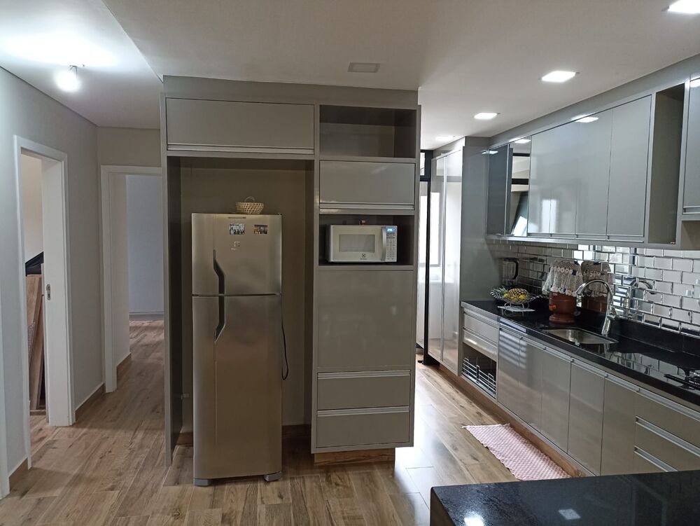 Apartamento à venda com 3 quartos, 96m² - Foto 1