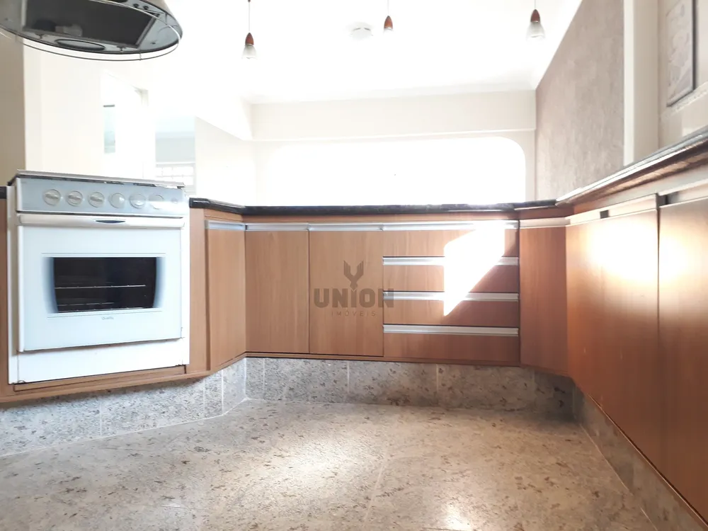 Casa, 5 quartos, 450 m² - Foto 2