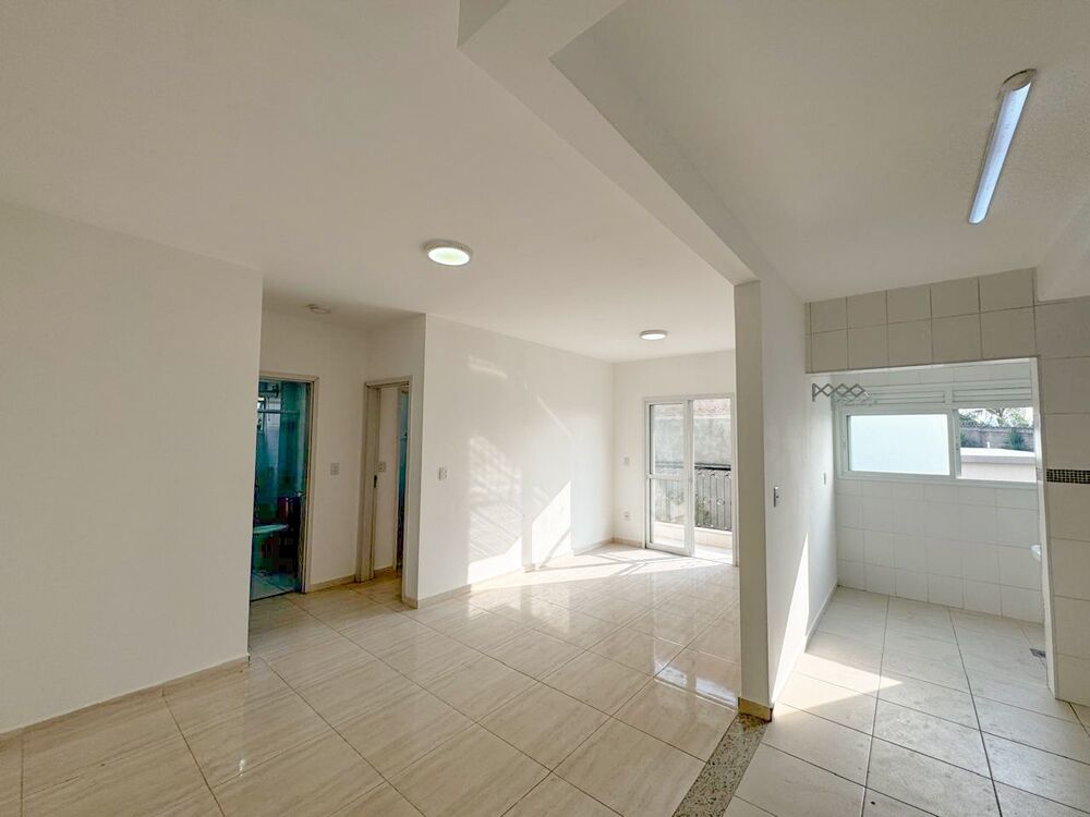 Apartamento, 2 quartos, 70 m² - Foto 2