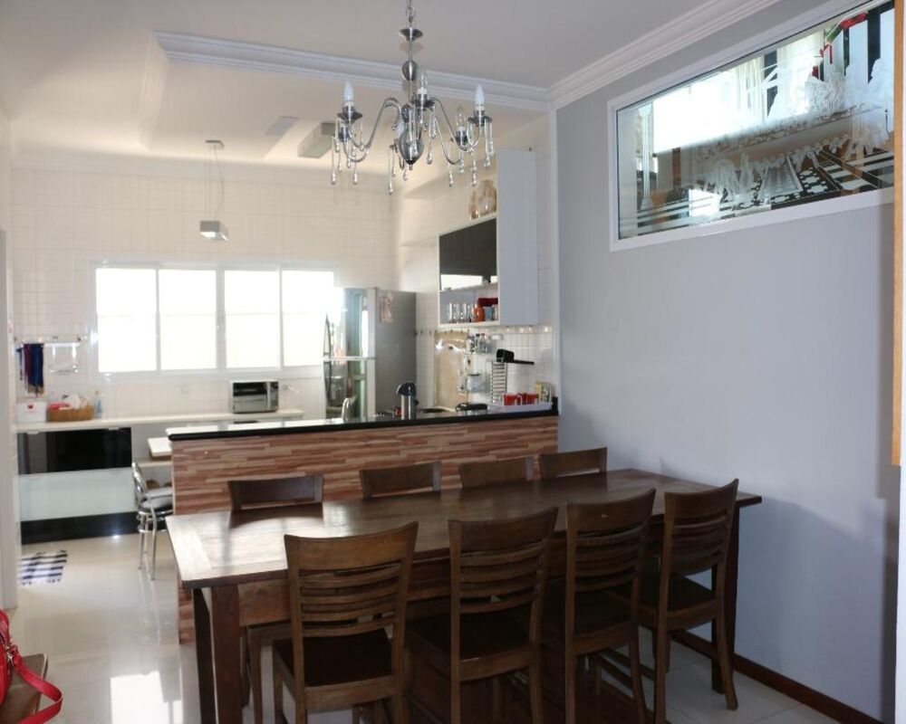 Casa, 3 quartos, 185 m² - Foto 1