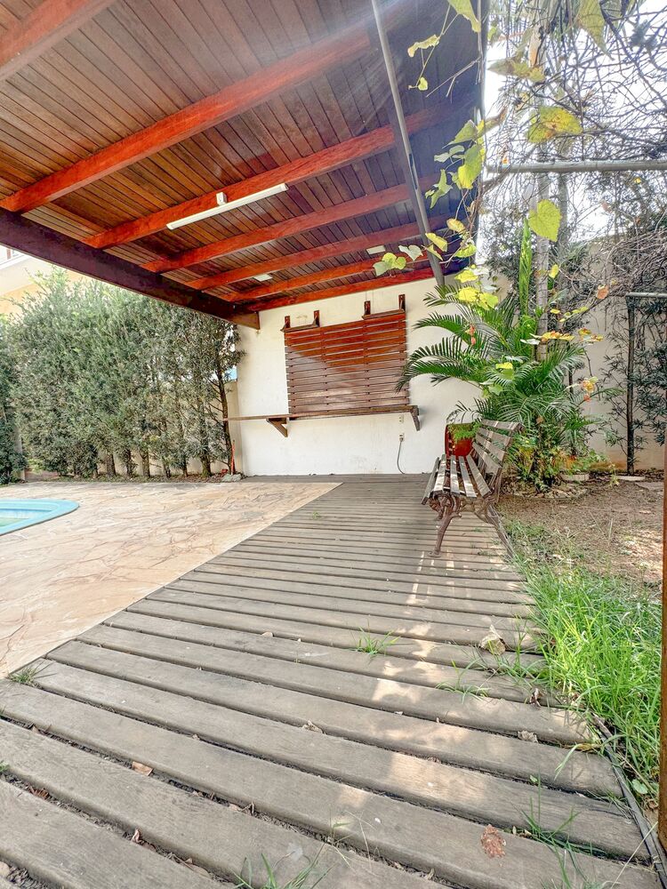 Casa à venda com 3 quartos, 300m² - Foto 11