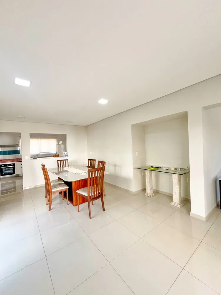 Casa, 3 quartos, 297 m² - Foto 4