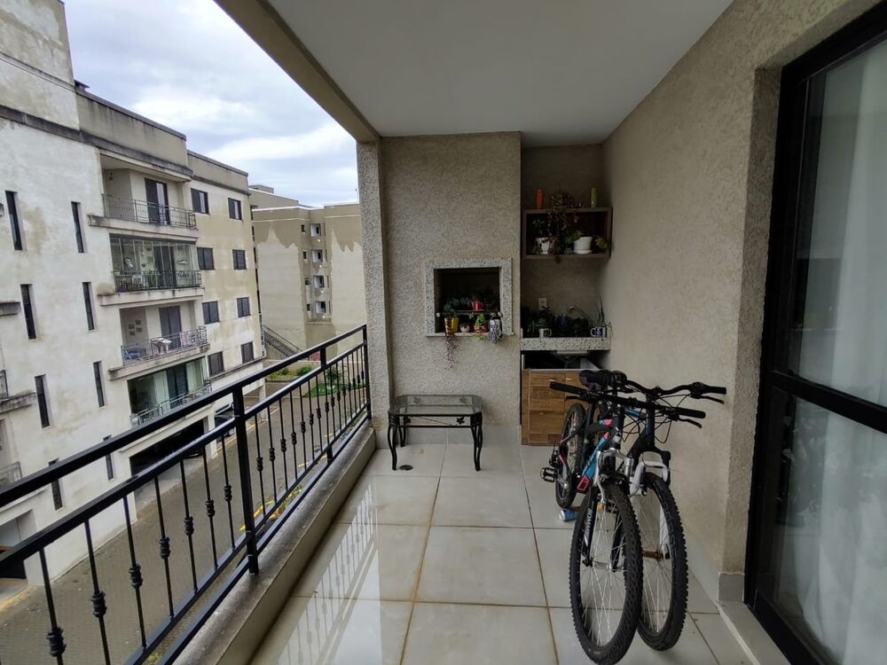 Apartamento à venda com 3 quartos, 106m² - Foto 9