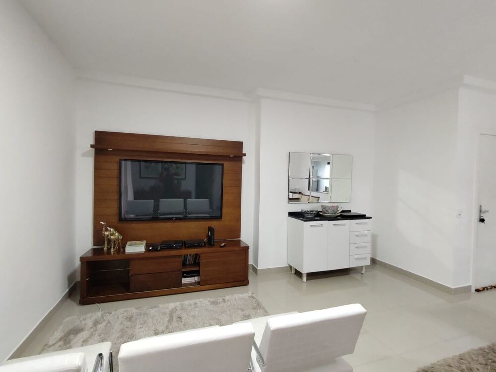 Apartamento à venda com 3 quartos, 106m² - Foto 1