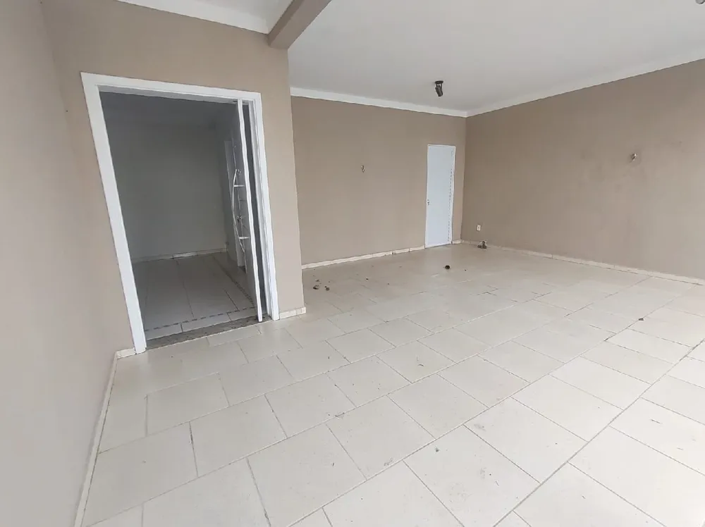 Casa, 3 quartos, 270 m² - Foto 2
