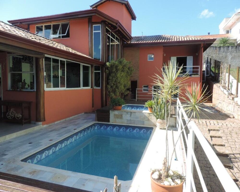 Casa, 3 quartos, 280 m² - Foto 1