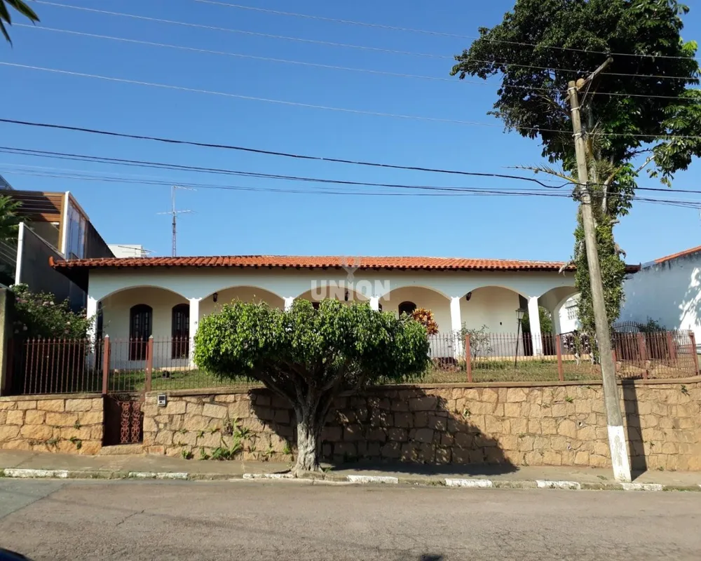 Prédio Inteiro, 300 m² - Foto 1