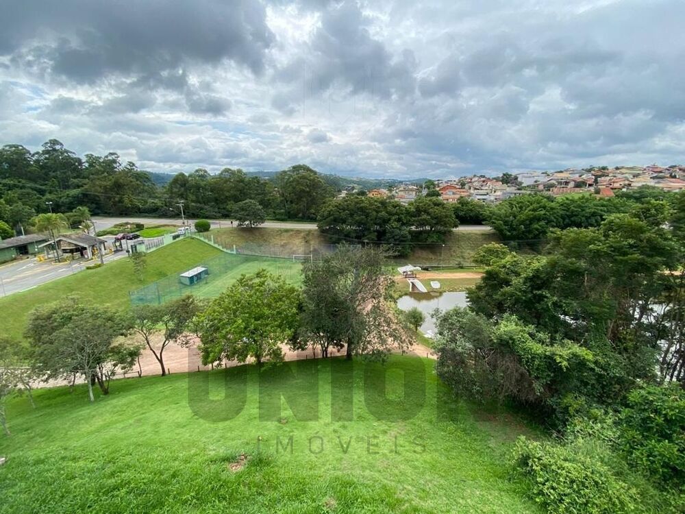 Casa à venda com 3 quartos, 277m² - Foto 2