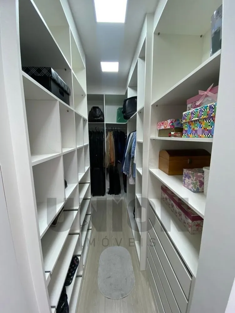 Casa, 3 quartos, 277 m² - Foto 10