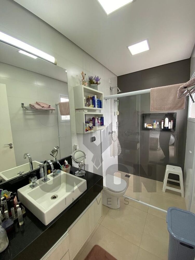 Casa, 3 quartos, 277 m² - Foto 3