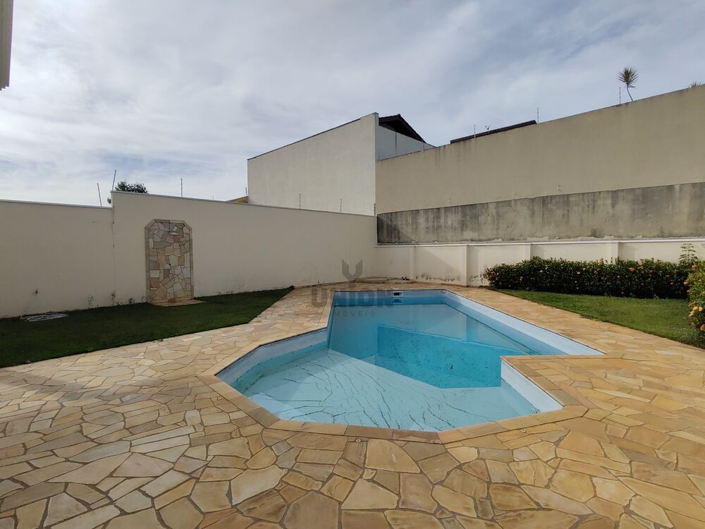 Casa, 3 quartos, 316 m² - Foto 3