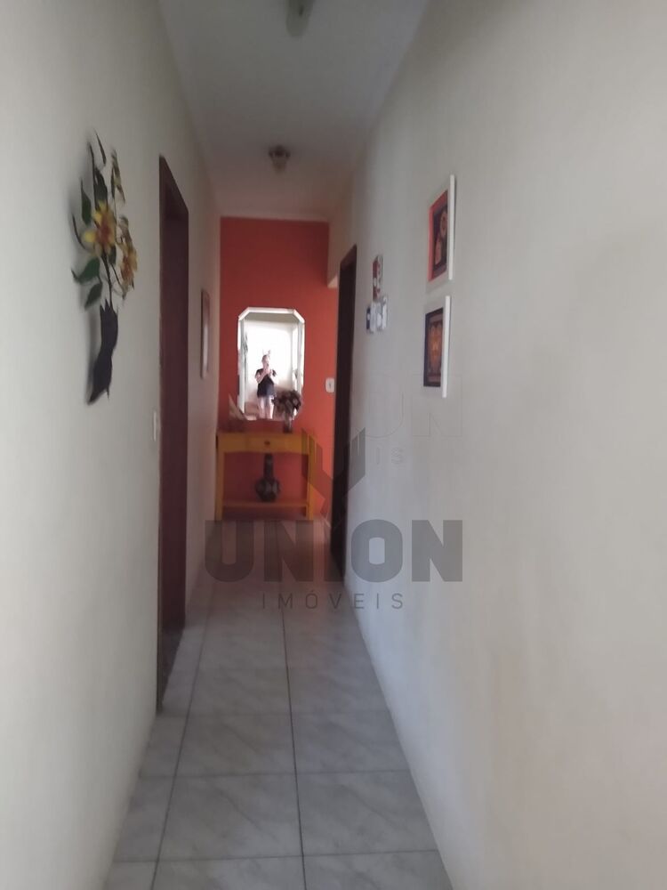 Casa, 3 quartos, 200 m² - Foto 1