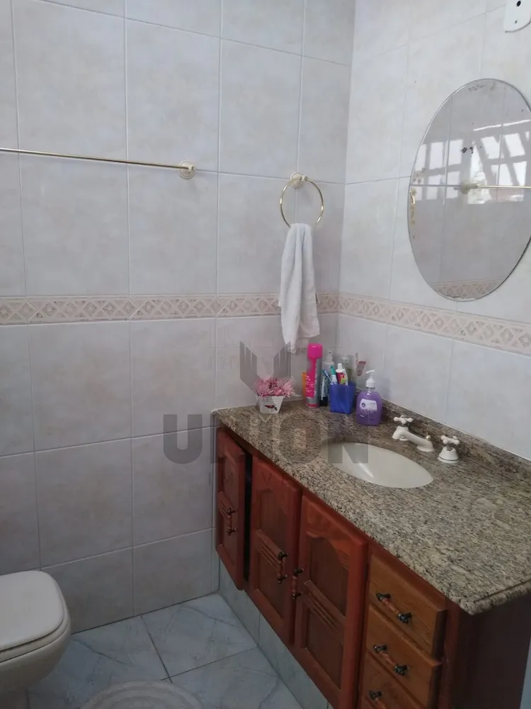 Casa, 3 quartos, 200 m² - Foto 11