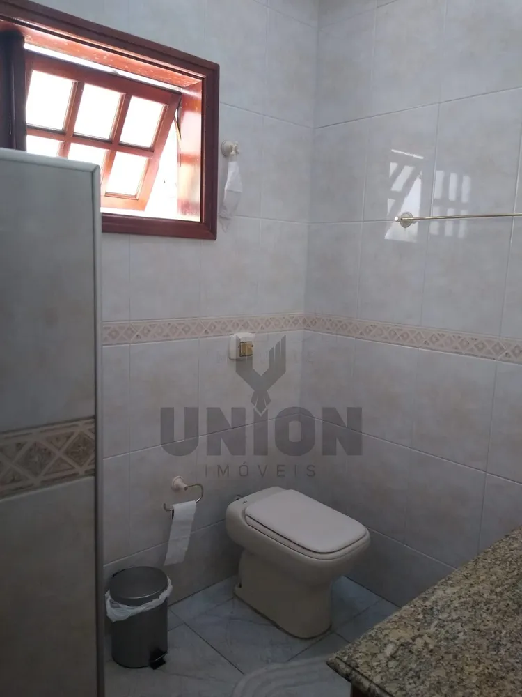 Casa, 3 quartos, 200 m² - Foto 9