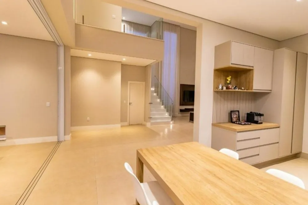 Casa, 4 quartos, 350 m² - Foto 2