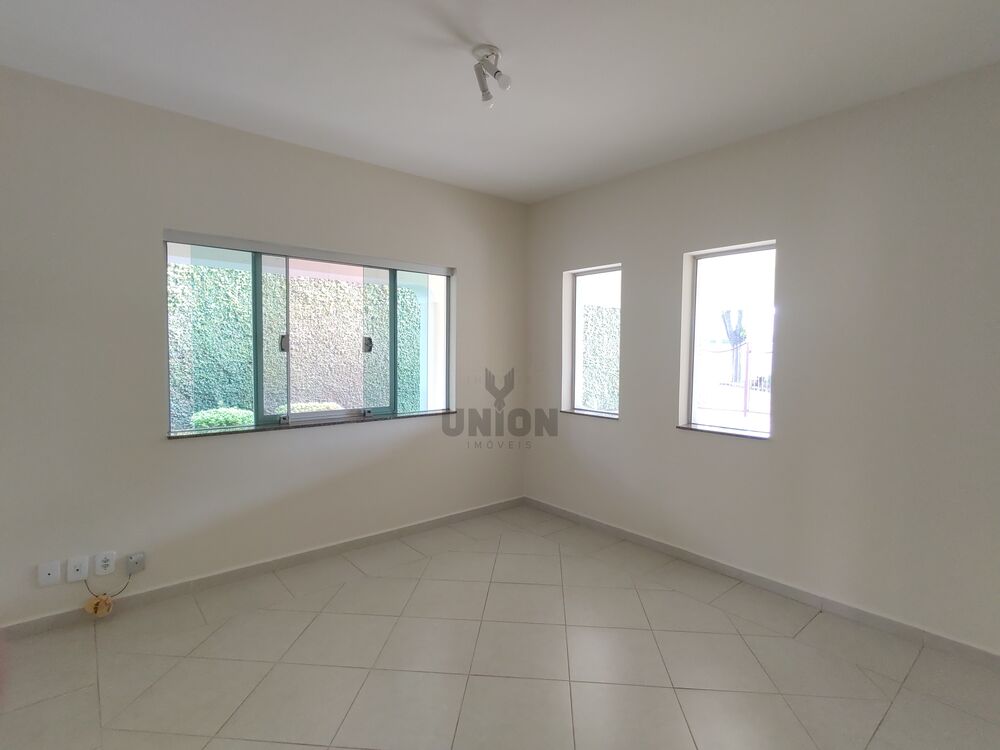 Casa, 3 quartos, 800 m² - Foto 2