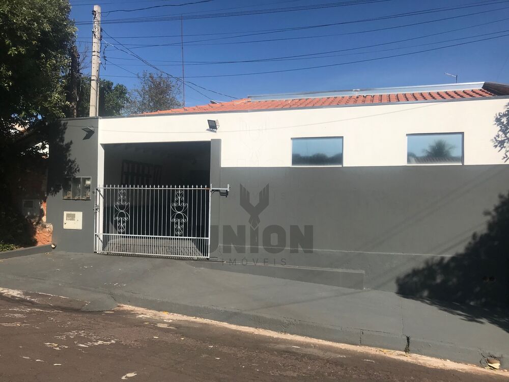 Casa à venda com 3 quartos - Foto 2