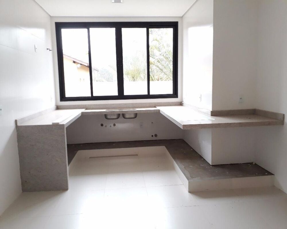 Casa, 4 quartos, 420 m² - Foto 1