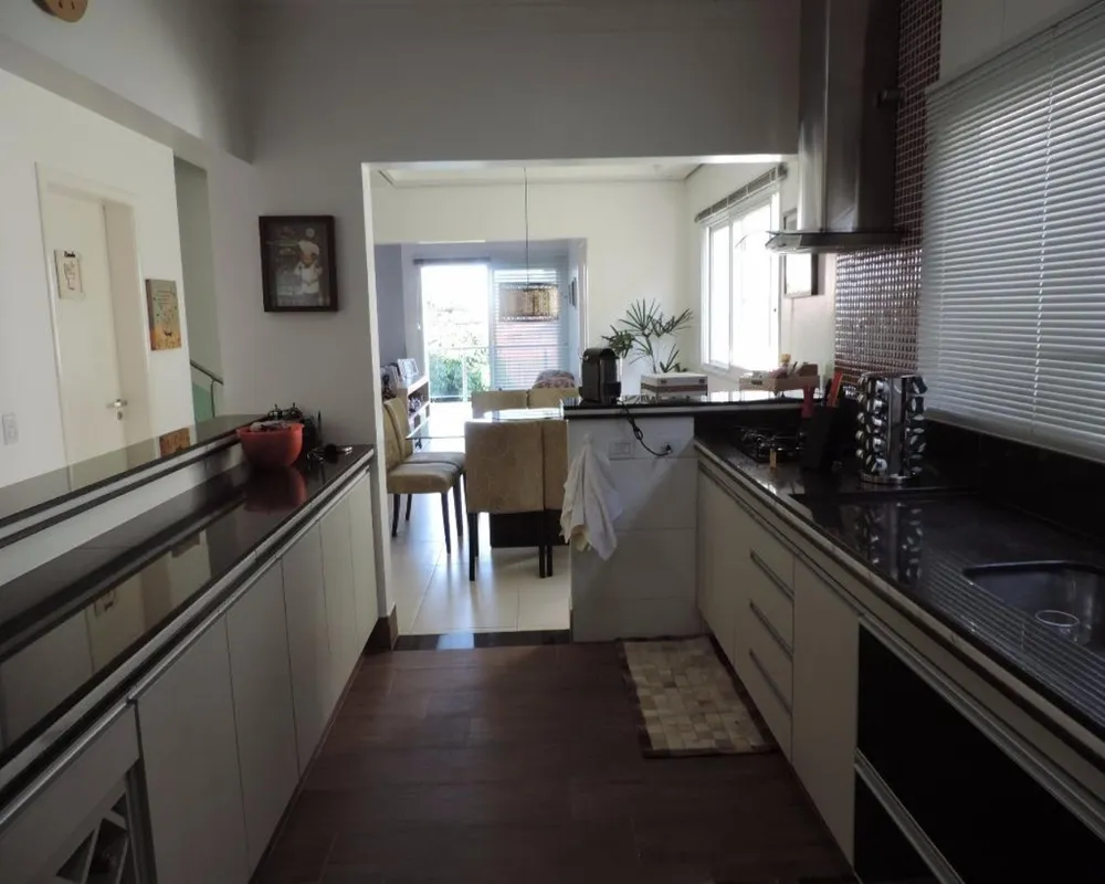 Casa, 3 quartos, 250 m² - Foto 4
