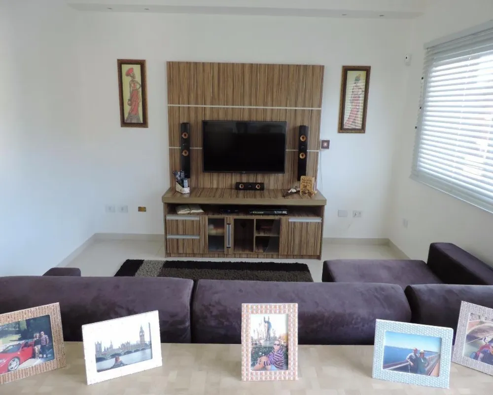 Casa, 3 quartos, 250 m² - Foto 3