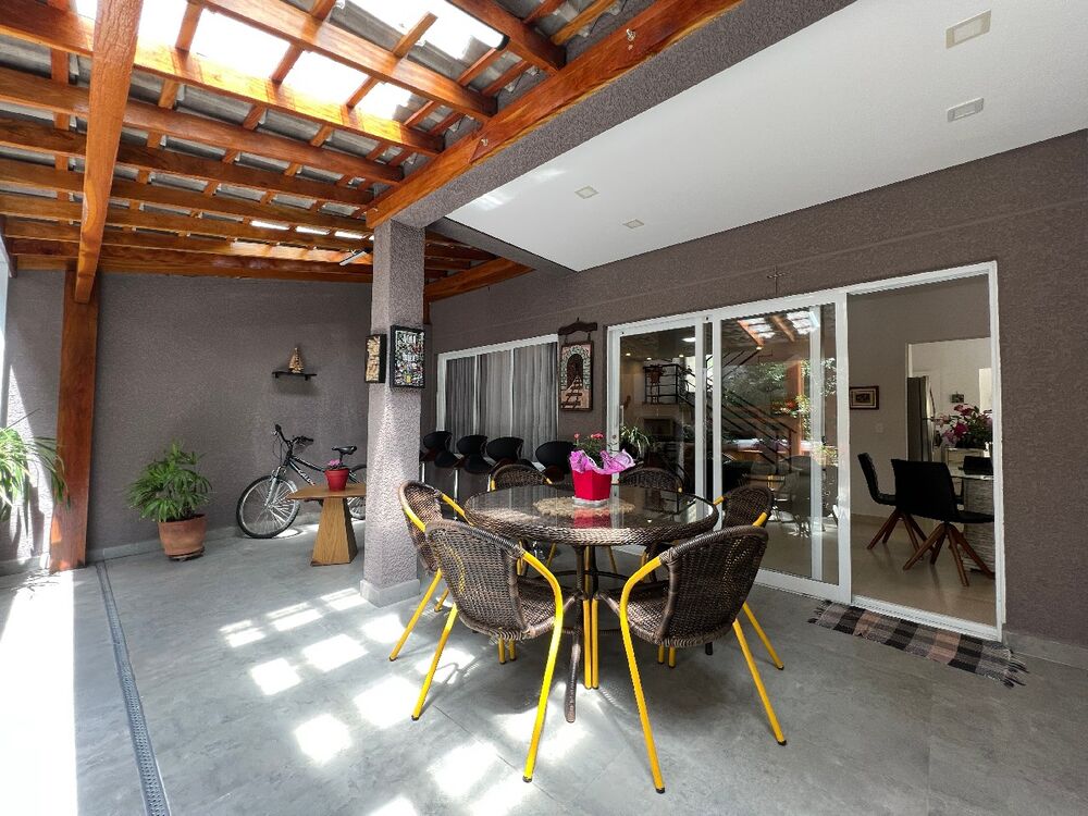 Casa, 3 quartos, 257 m² - Foto 5
