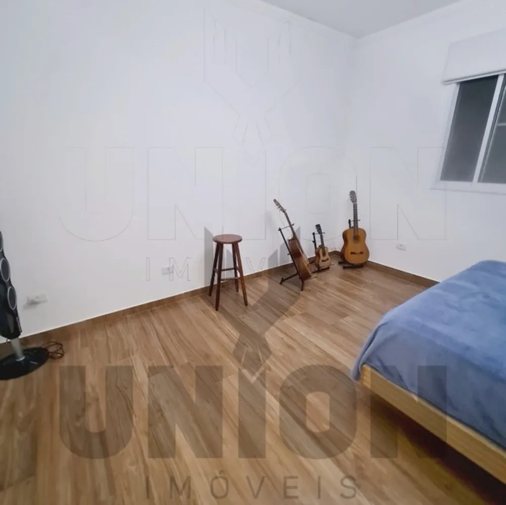 Casa, 3 quartos, 202 m² - Foto 4