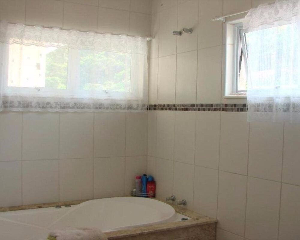 Casa, 3 quartos, 250 m² - Foto 11