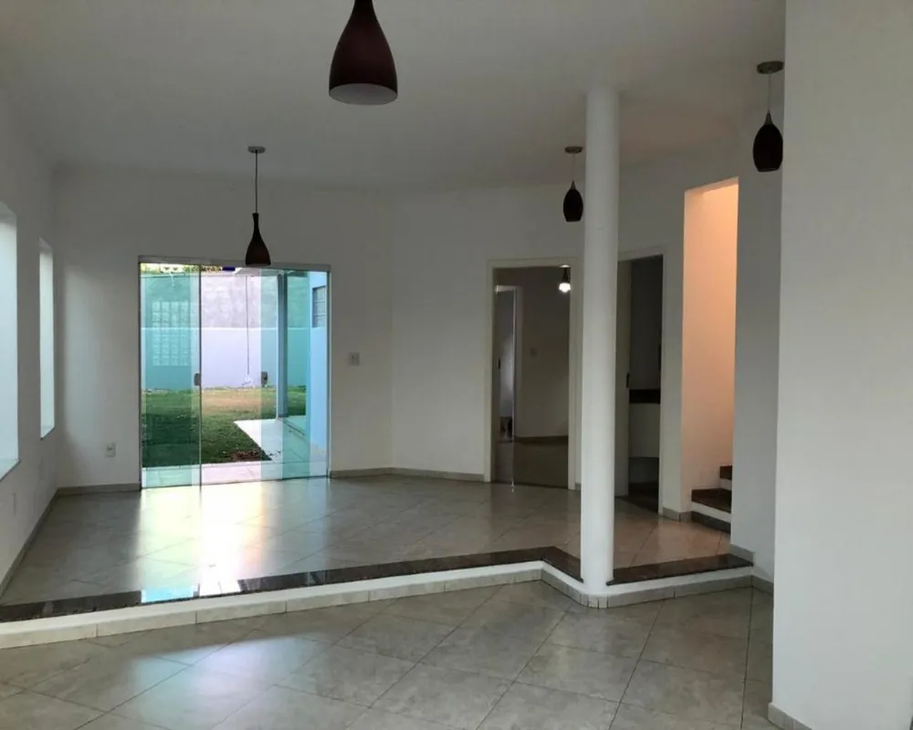 Casa, 3 quartos, 230 m² - Foto 4