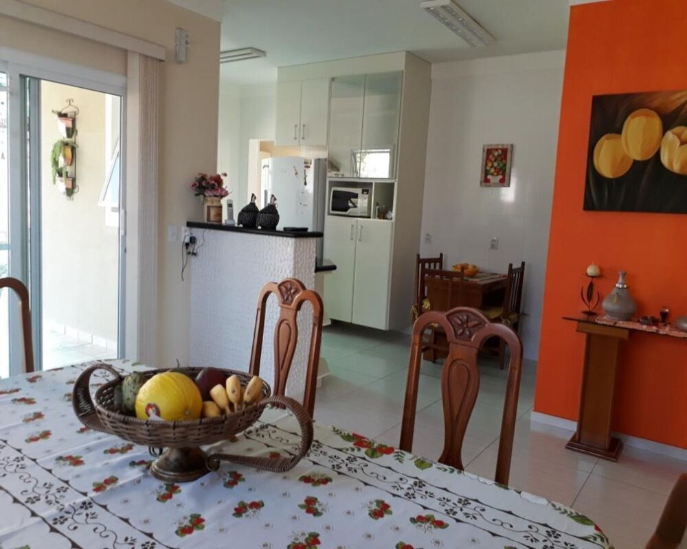 Casa, 3 quartos, 253 m² - Foto 2