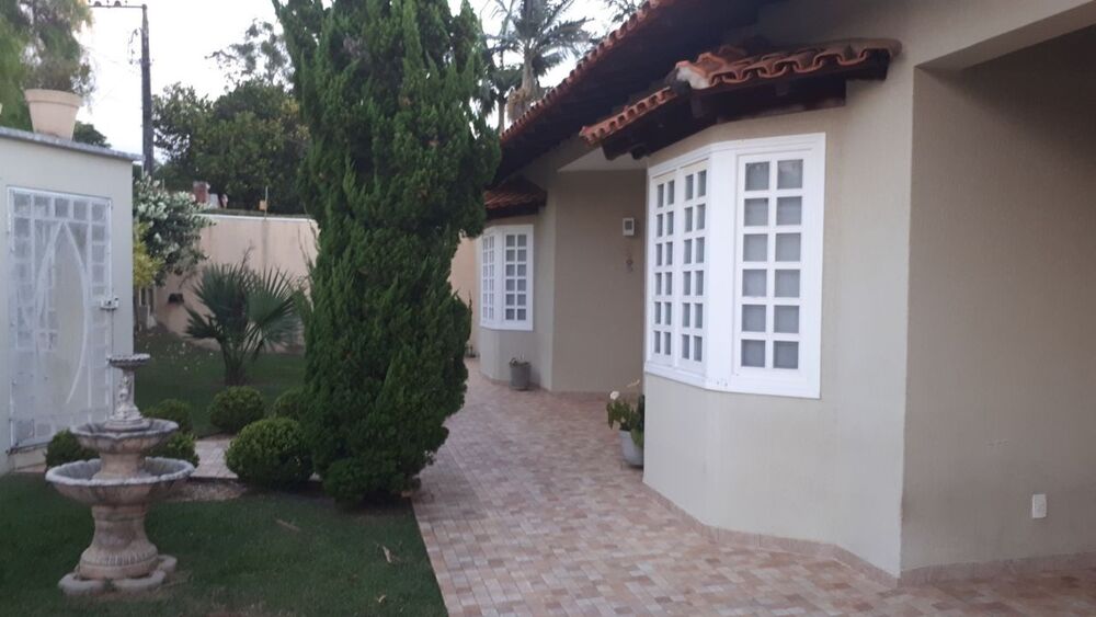 Casa, 4 quartos, 334 m² - Foto 2