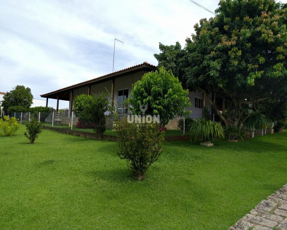 Chácara à venda com 3 quartos, 5090m² - Foto 1