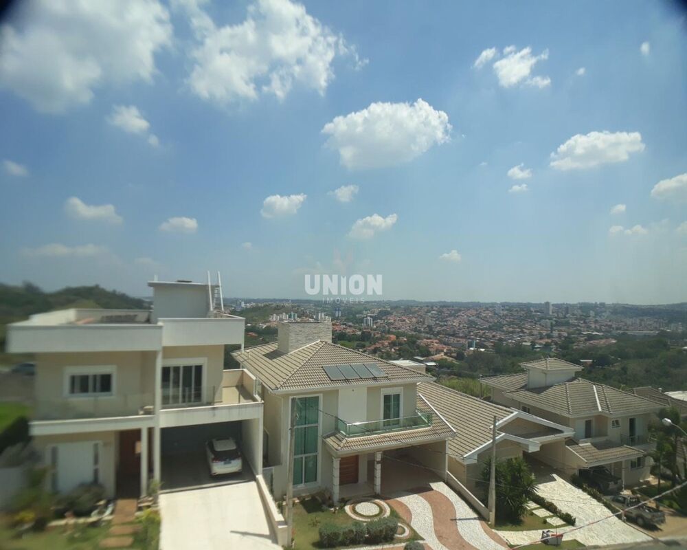 Casa à venda com 4 quartos, 330m² - Foto 7