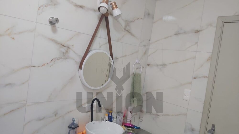 Casa à venda com 3 quartos, 300m² - Foto 15