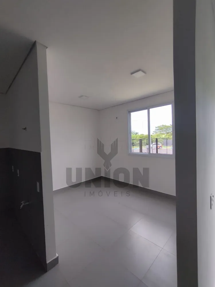 Casa, 2 quartos, 300 m² - Foto 1